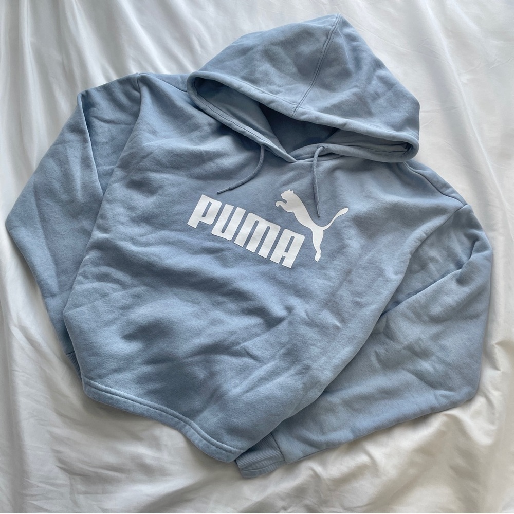 like new!! PUMA pastel blue hoodie